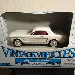 1/43 scale Ford Mustang